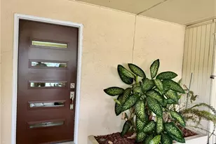 5709 Harbour Club Rd, Fort Myers, FL 33919 - Photo 3