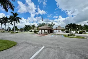 5709 Harbour Club Rd, Fort Myers, FL 33919 - Photo 25