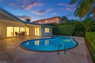 1250 Tuna Ct, Naples, FL 34102 - Photo 33