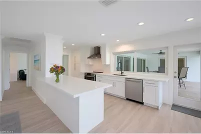 1250 Tuna Ct, Naples, FL 34102 - Photo 13