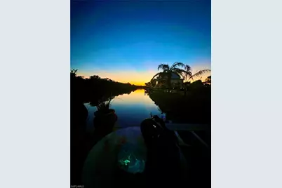 1277 Grand Canal Dr, Naples, FL 34110 - Photo 21