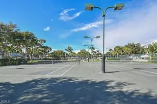 3047 Horizon Ln, Naples, FL 34109 - Photo 7