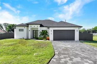 636 NE 8th Terrace, Cape Coral, FL 33909 - Photo 1