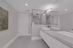 2885 Gulf Shore Blvd N, Naples, FL 34103 - Photo 9