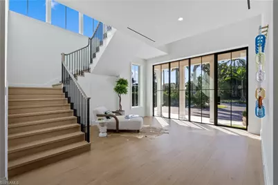 285 Central Ave, Naples, FL 34102 - Photo 3