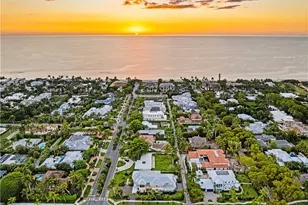 285 Central Ave, Naples, FL 34102 - Photo 39