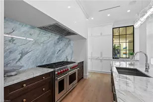 285 Central Ave, Naples, FL 34102 - Photo 9