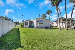 20 Derhenson Dr, Naples, FL 34114 - Photo 23