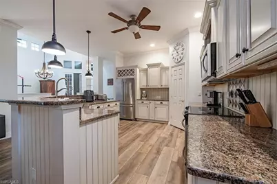 5070 Palmetto Woods Dr, Naples, FL 34119 - Photo 5