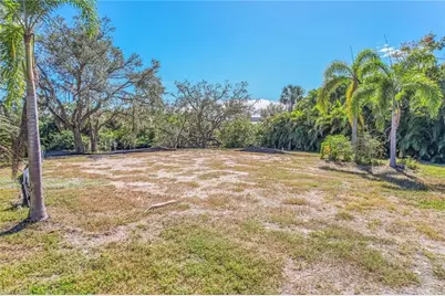 20684 Charing Cross Cir, Estero, FL 33928 - Photo 7
