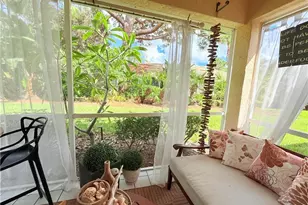 337 Emerald Bay Cir, Naples, FL 34110 - Photo 3