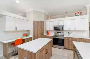 28404 Del Lago Way, Bonita Springs, FL 34135 - Photo 9