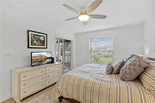 840 Gulf Pavillion Dr, Naples, FL 34108 - Photo 11