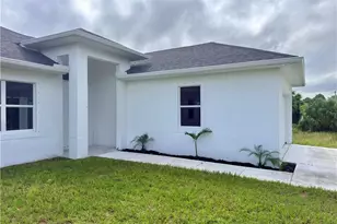 523 Harry Thayer Ave S, Lehigh Acres, FL 33974 - Photo 3