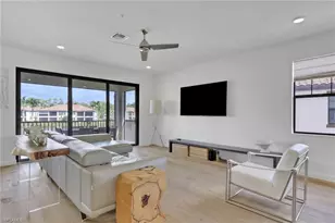 15161 Palmer Lake Cir, Naples, FL 34109 - Photo 3