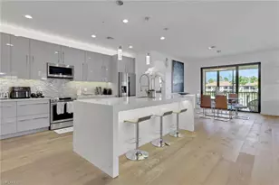 15161 Palmer Lake Cir, Naples, FL 34109 - Photo 5