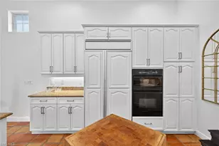 556 Eagle Creek Dr, Naples, FL 34113 - Photo 29