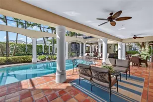 556 Eagle Creek Dr, Naples, FL 34113 - Photo 11