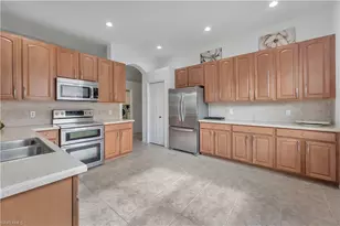 14095 Mirror Ct, Naples, FL 34114 - Photo 13