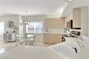 6923 Satinleaf Rd N, Naples, FL 34109 - Photo 9