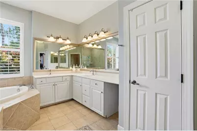 4960 Shaker Heights Ct #102, Naples, FL 34112 - Photo 21