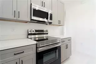 3810 29th St SW, Lehigh Acres, FL 33976 - Photo 15