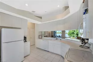 3613 Kent Dr, Naples, FL 34112 - Photo 13