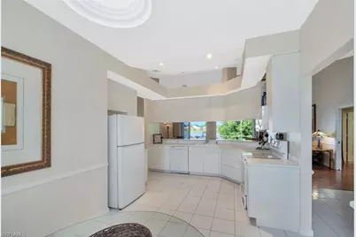 3613 Kent Dr, Naples, FL 34112 - Photo 5