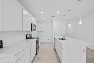 1624 Lake Jessup Cir, Cape Coral, FL 33909 - Photo 7