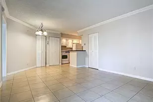 194 Santa Clara Dr, Naples, FL 34104 - Photo 11