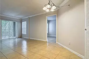 194 Santa Clara Dr, Naples, FL 34104 - Photo 17