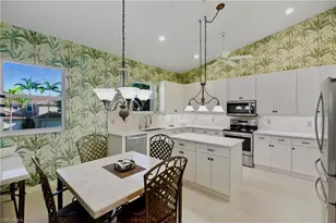 2590 Marshcreek Ln, Naples, FL 34119 - Photo 9