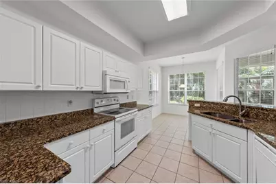 15201 Royal Windsor Ln #403, Fort Myers, FL 33919 - Photo 7