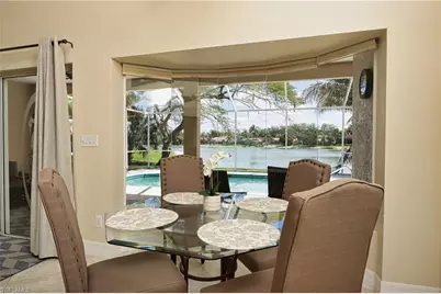 242 Belville Blvd, Naples, FL 34104 - Photo 7