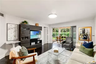 7743 Jewel Ln, Naples, FL 34109 - Photo 5