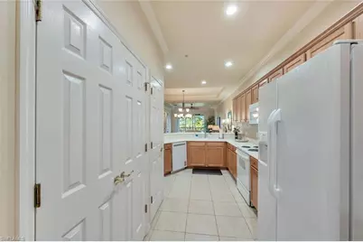 4863 Hampshire Ct #305, Naples, FL 34112 - Photo 9