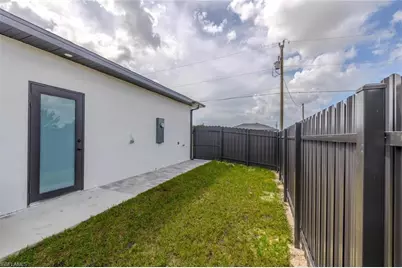 1119 NW 20th Pl, Cape Coral, FL 33993 - Photo 9