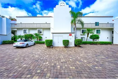 586 Beachwalk Cir #O-305, Naples, FL 34108 - Photo 3