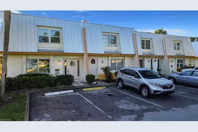 4924 Hawaii Blvd #5, Naples, FL 34112 - Photo 7