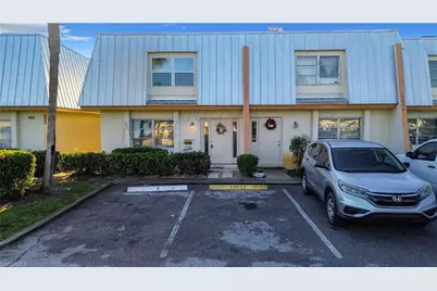 4924 Hawaii Blvd #5, Naples, FL 34112 - Photo 9