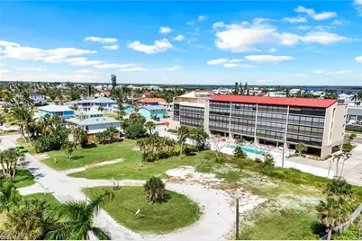 6145 Court St, Fort Myers Beach, FL 33931 - Photo 9