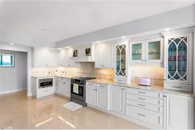 7515 Pelican Bay Blvd #19-B, Naples, FL 34108 - Photo 5