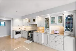 7515 Pelican Bay Blvd, Naples, FL 34108 - Photo 5