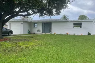 1635 Lowell Ct, Fort Myers, FL 33907 - Photo 1