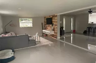 1635 Lowell Ct, Fort Myers, FL 33907 - Photo 3