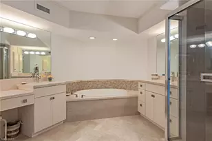 4251 Gulf Shore Blvd N, Naples, FL 34103 - Photo 11