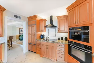 4005 Gulf Shore Blvd N #607, Naples, FL 34103 - Photo 9