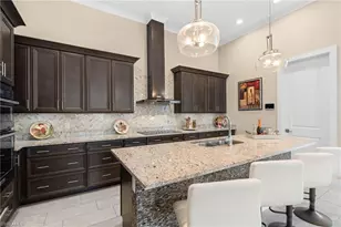 3671 Sapphire Cv Cir, Naples, FL 34114 - Photo 13