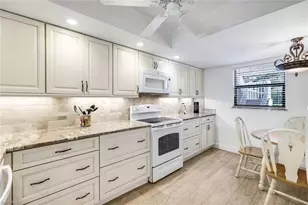 529 Lake Louise Cir, Naples, FL 34110 - Photo 11