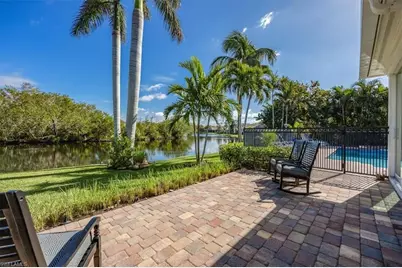 15270 Burnaby Dr, Naples, FL 34110 - Photo 25